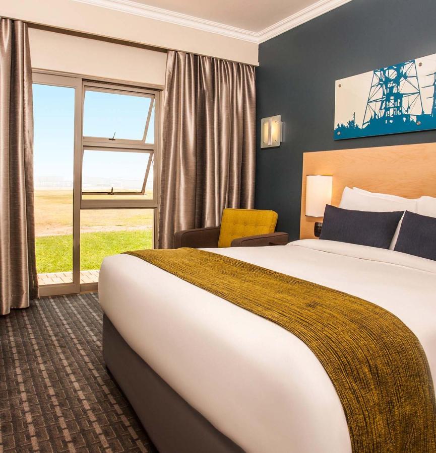 Blackrock Hotel Ньюкасл Экстерьер фото